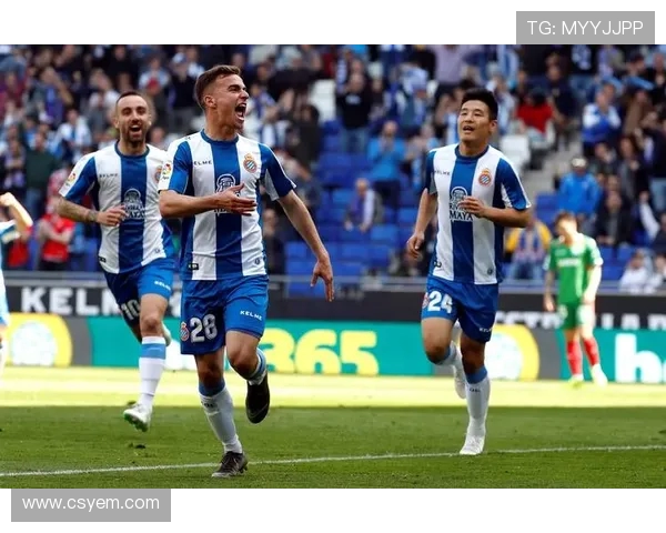 西甲赛程变化引发的战术调整与球队表现关联分析 西甲赛程变化引发的战术调整与球队表现关联分析